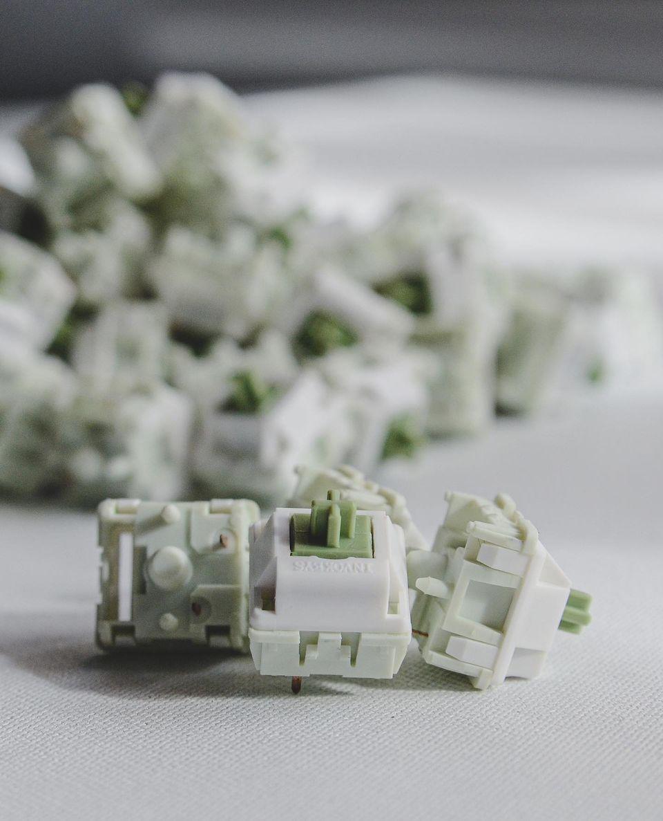 Invokeys Matcha Latte V2 Linear Switches (Hand Lubed) - Keebz N CablesKeyboard Switches